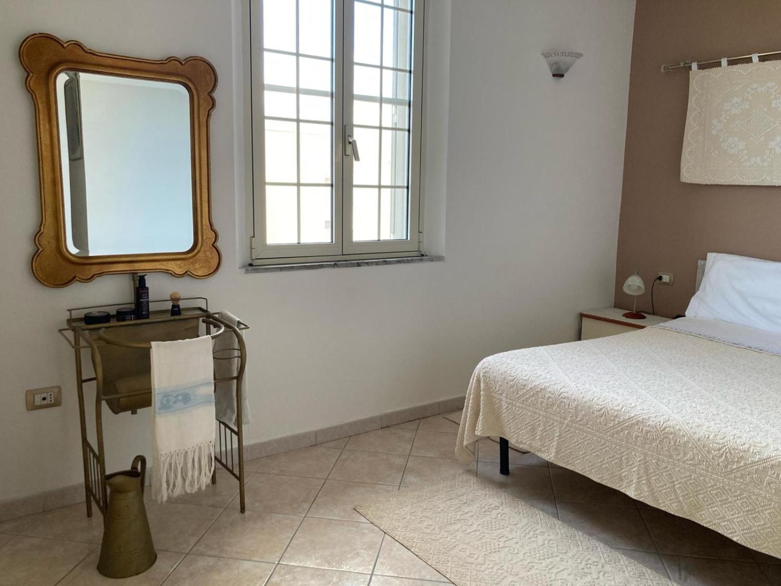 Ferienwohnung S'Imbusthouse Oristano Exterior foto